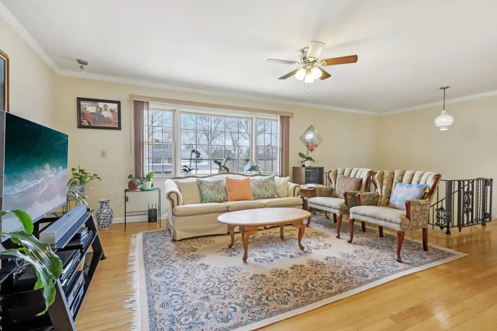 32 Harmony Road Spring Valley NY 10977