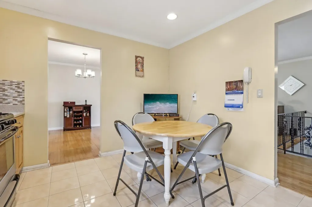 32 Harmony Road Spring Valley NY 10977