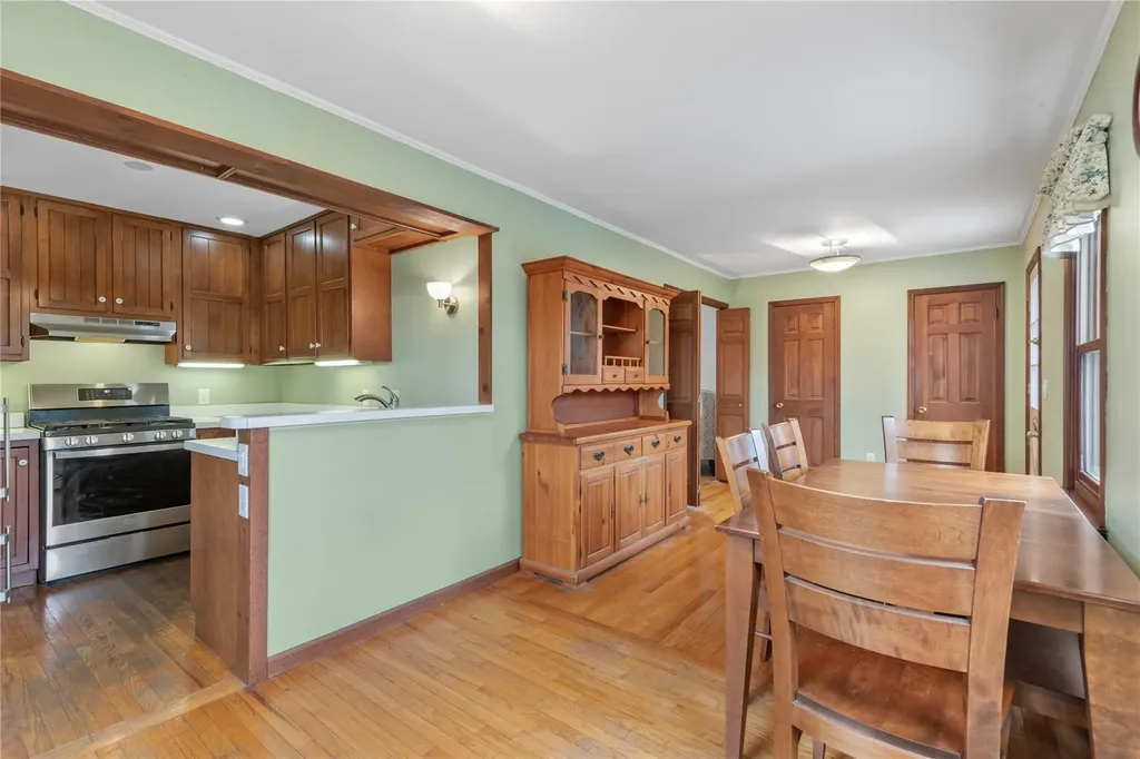 16 Hillcrest Avenue Brewster NY 10509