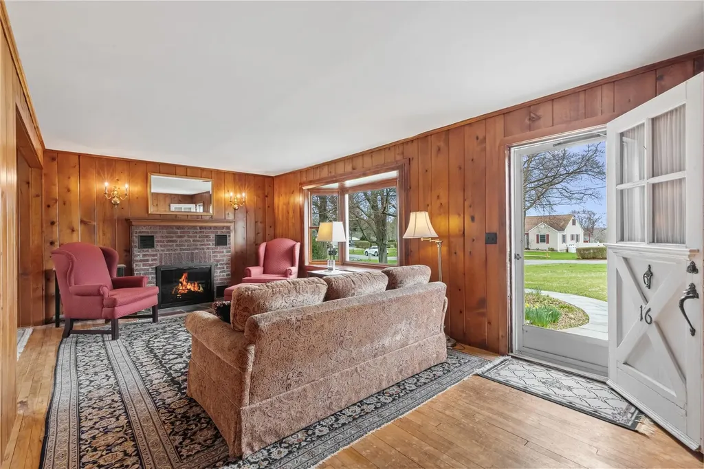 16 Hillcrest Avenue Brewster NY 10509