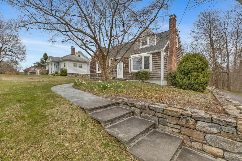 16 Hillcrest Avenue Brewster NY 10509