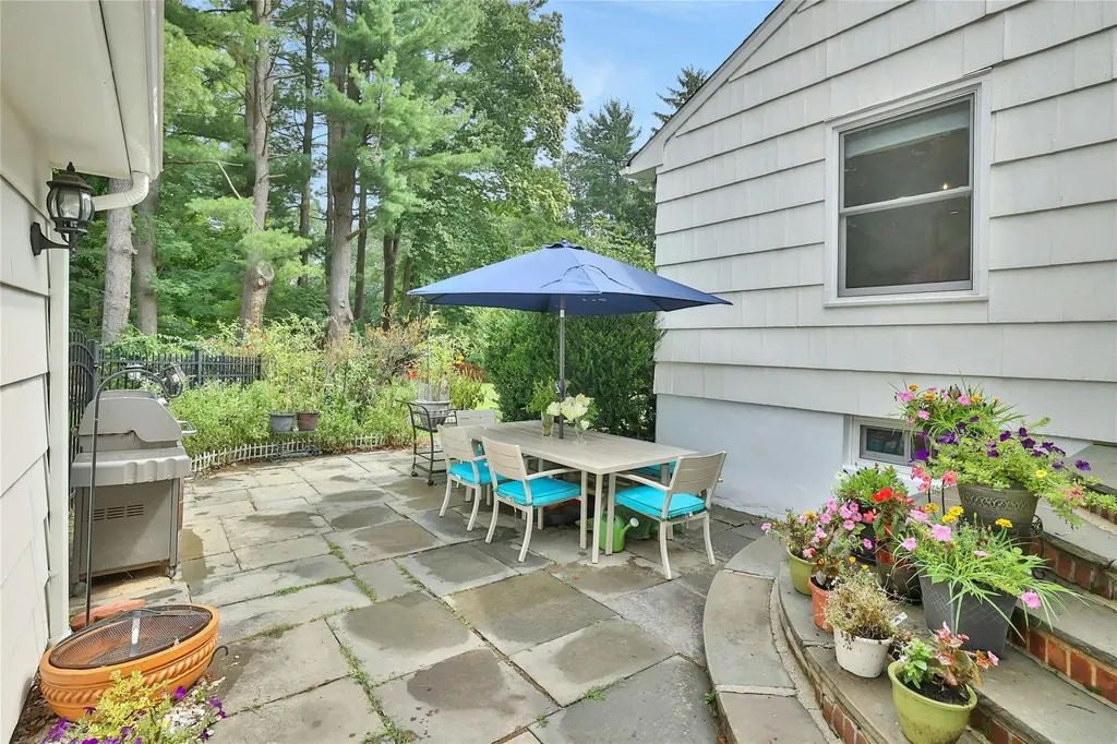 6 Noyes Road Mount Kisco NY 10549