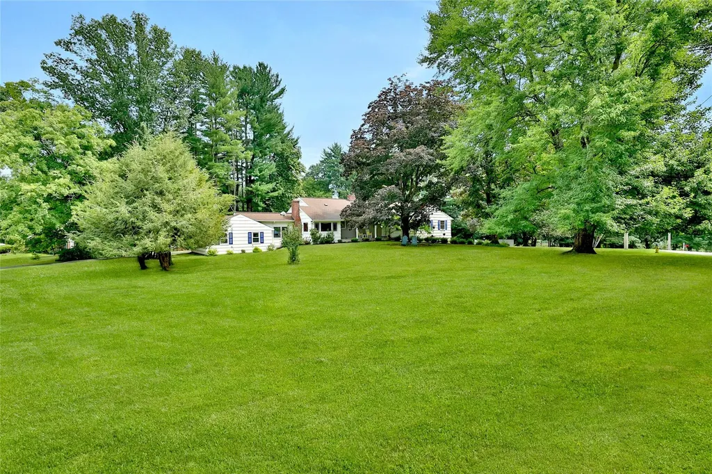 6 Noyes Road Mount Kisco NY 10549