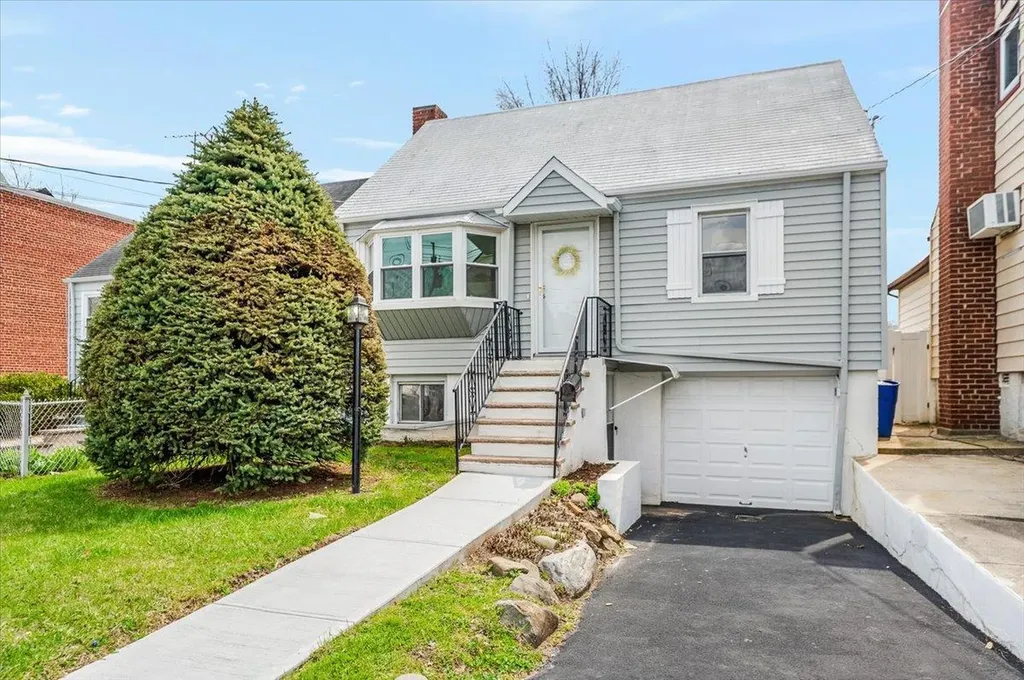 3038 Harding Avenue Bronx NY 10465