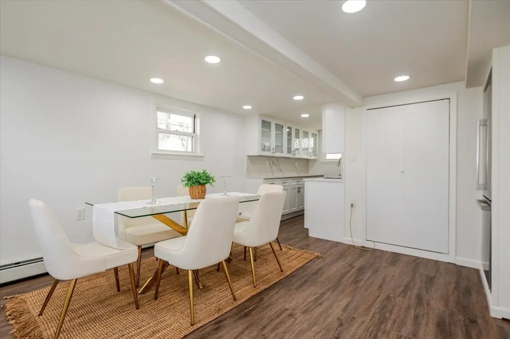 3038 Harding Avenue Bronx NY 10465