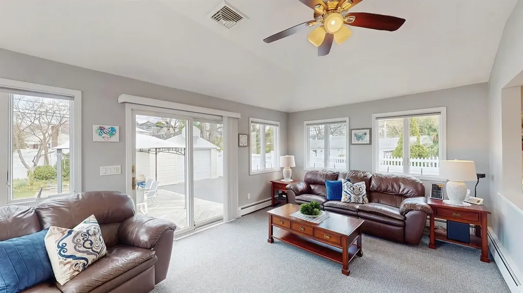 3989 Worthmor Drive Seaford NY 11783