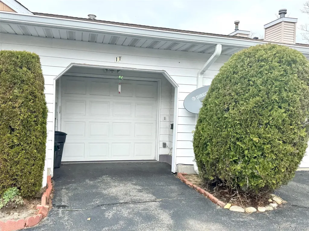11 Theodore Drive Coram NY 11727