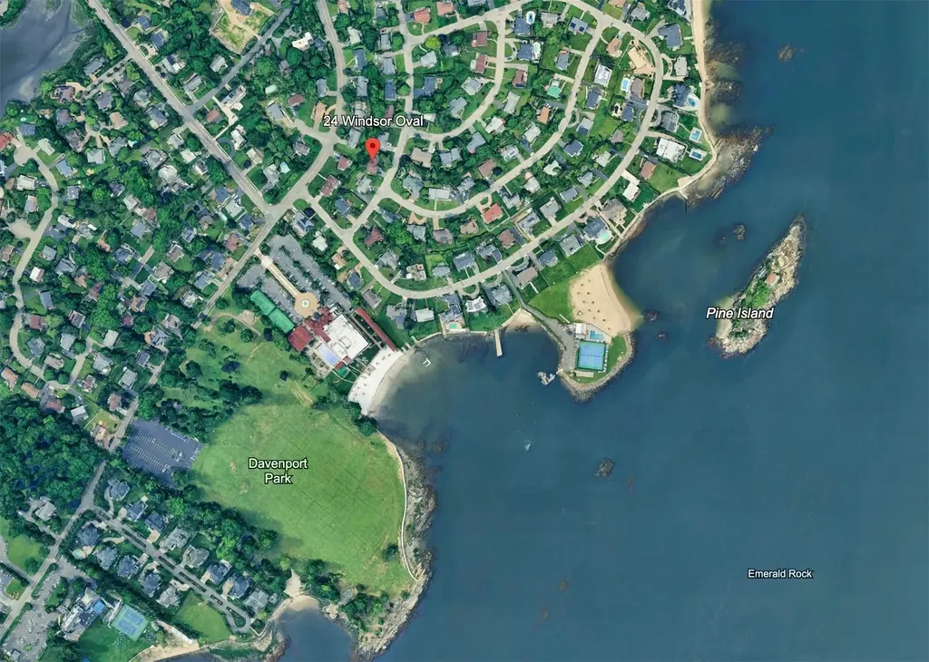 24 Windsor Oval New Rochelle NY 10805