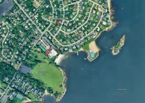 24 Windsor Oval New Rochelle NY 10805