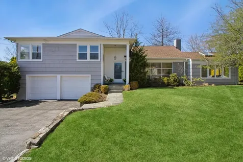 24 Windsor Oval New Rochelle NY 10805