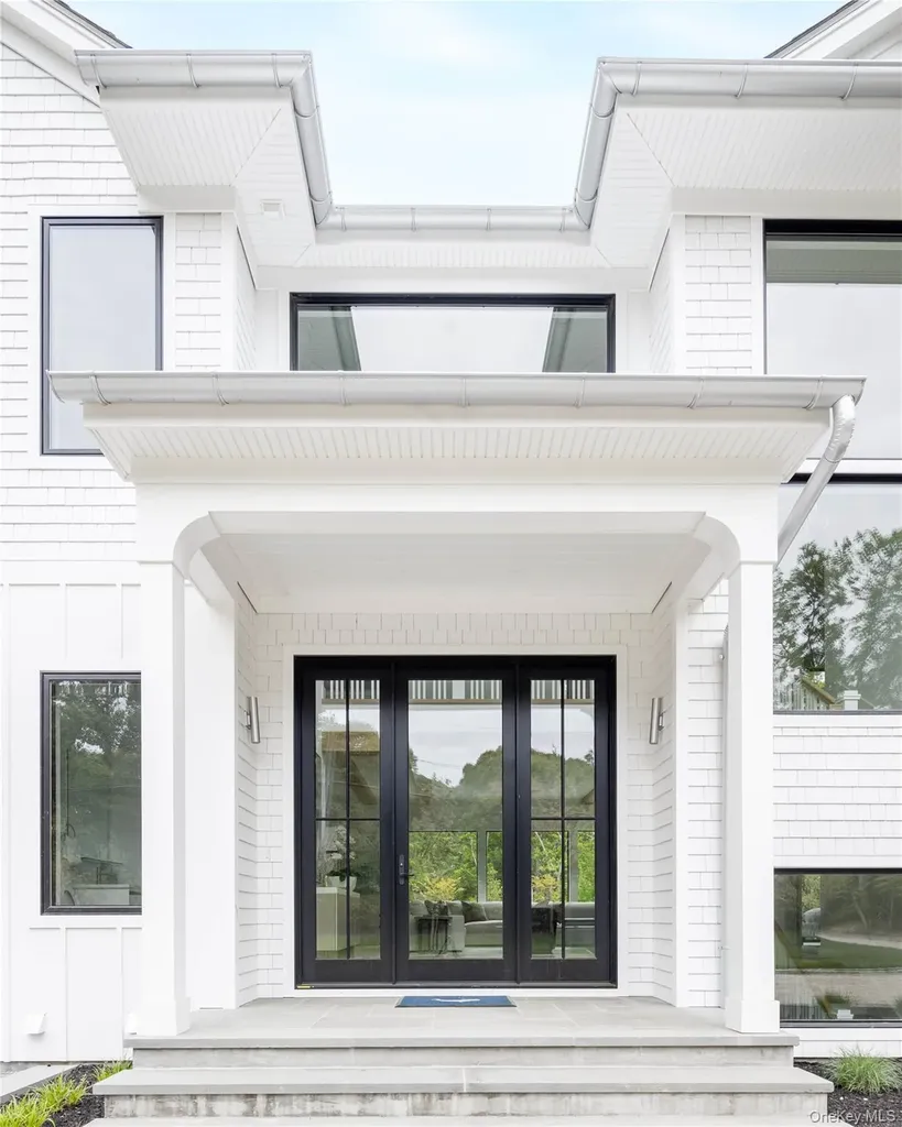 4 Dogwood Drive East Hampton NY 11937