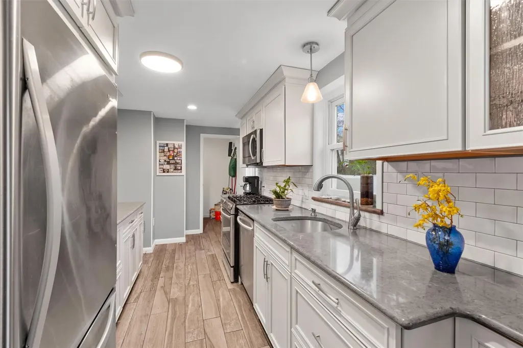 34 Walnut Lane Middletown NY 10940
