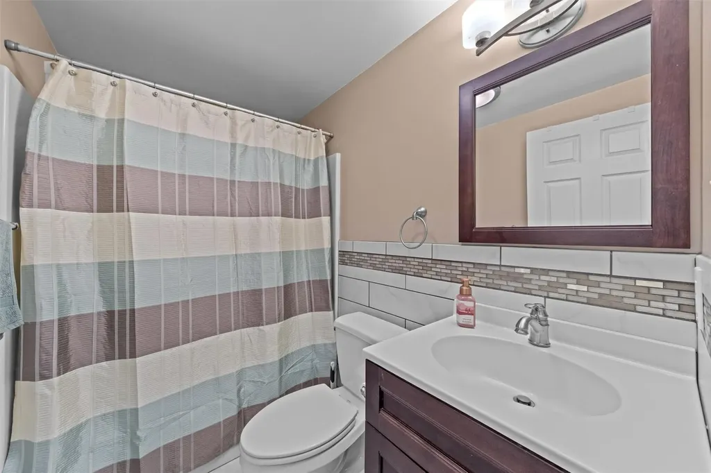34 Walnut Lane Middletown NY 10940