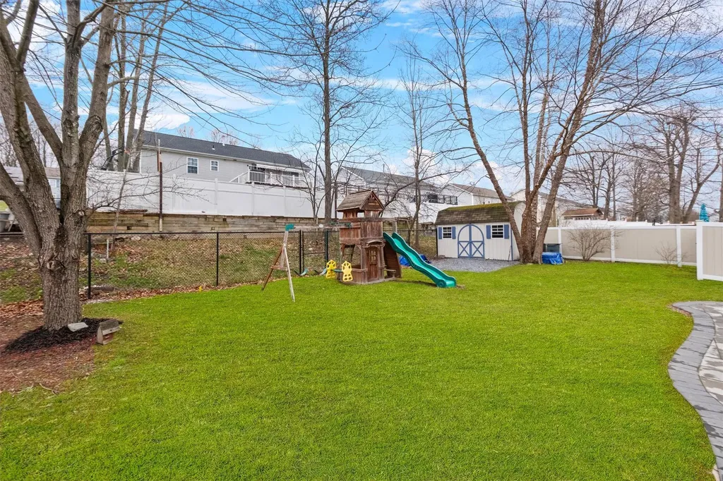 34 Walnut Lane Middletown NY 10940