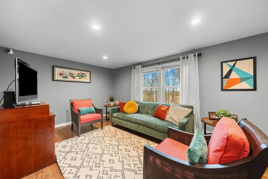 34 Walnut Lane Middletown NY 10940