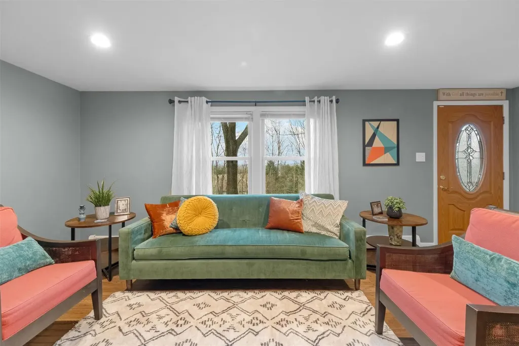 34 Walnut Lane Middletown NY 10940
