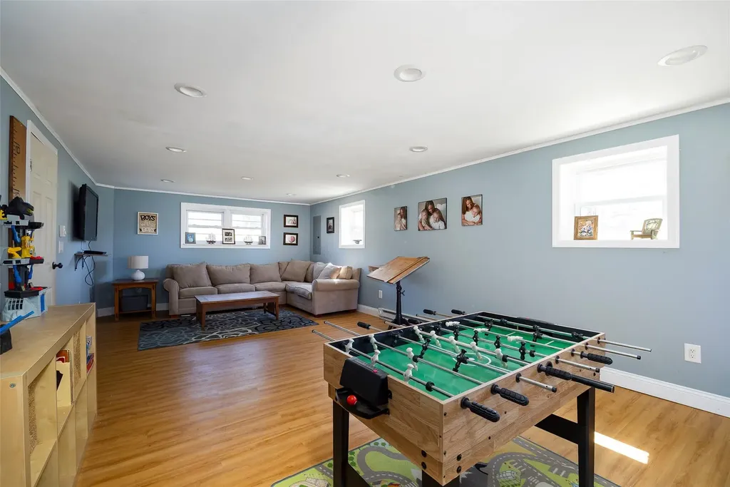 8 Verplanck Avenue Hopewell Junction NY 12533