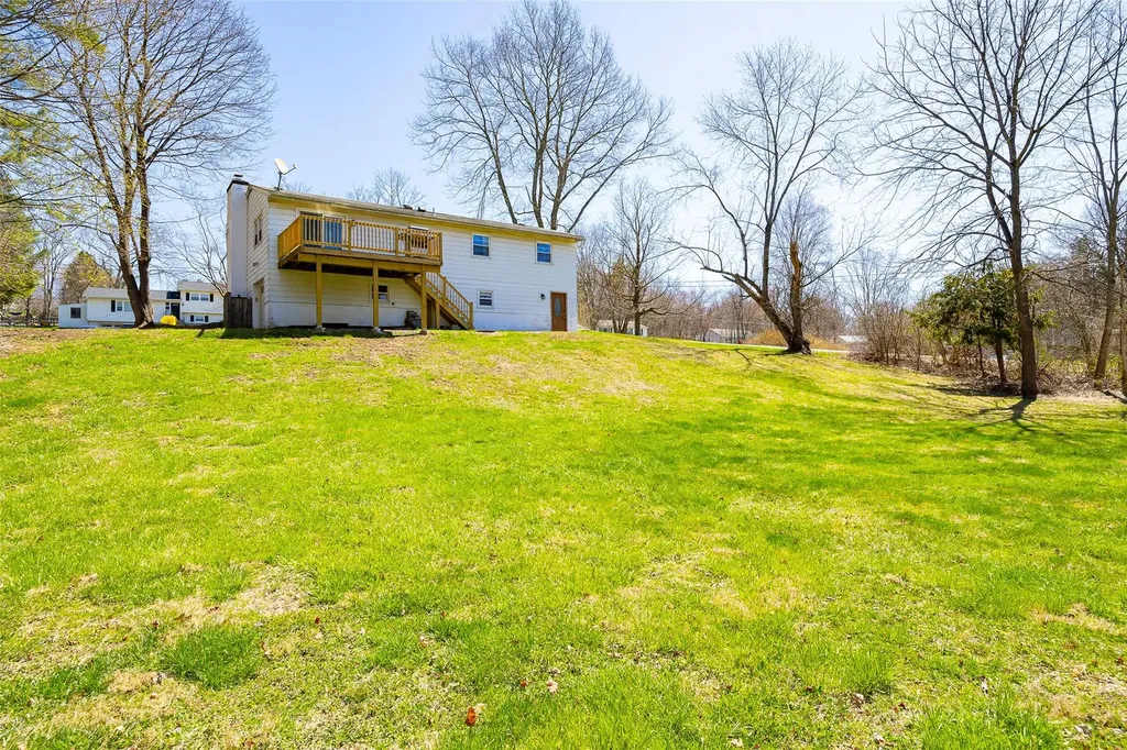 8 Verplanck Avenue Hopewell Junction NY 12533