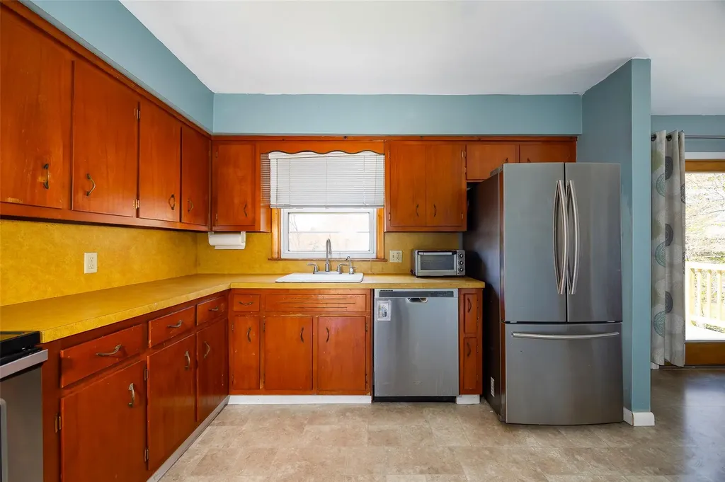 8 Verplanck Avenue Hopewell Junction NY 12533