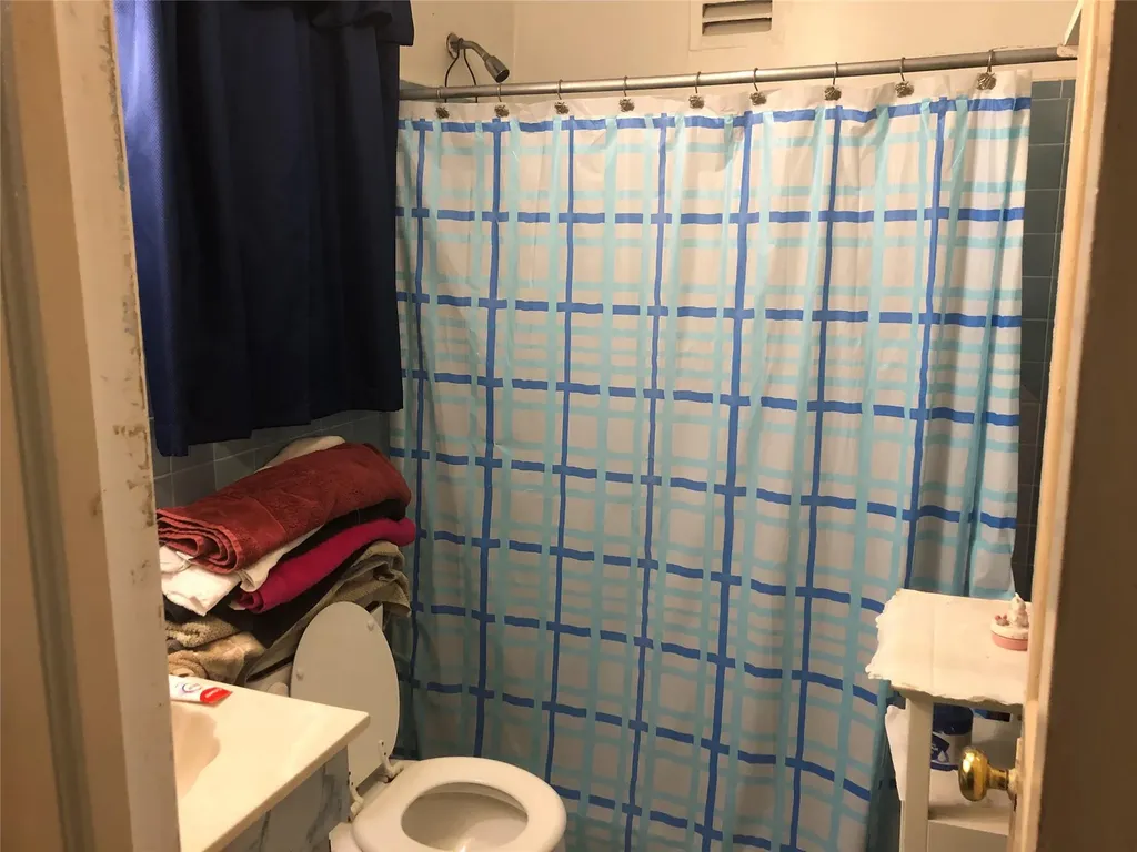 1834 Matthews Avenue Bronx NY 10462