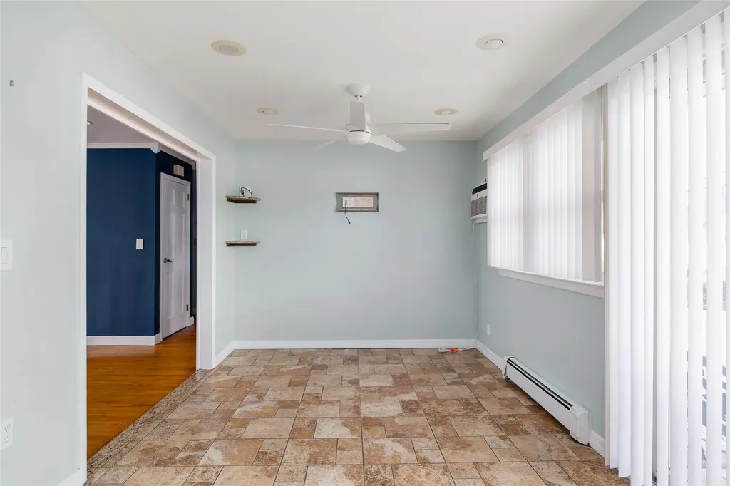 7 Gainsboro Lane Syosset NY 11791
