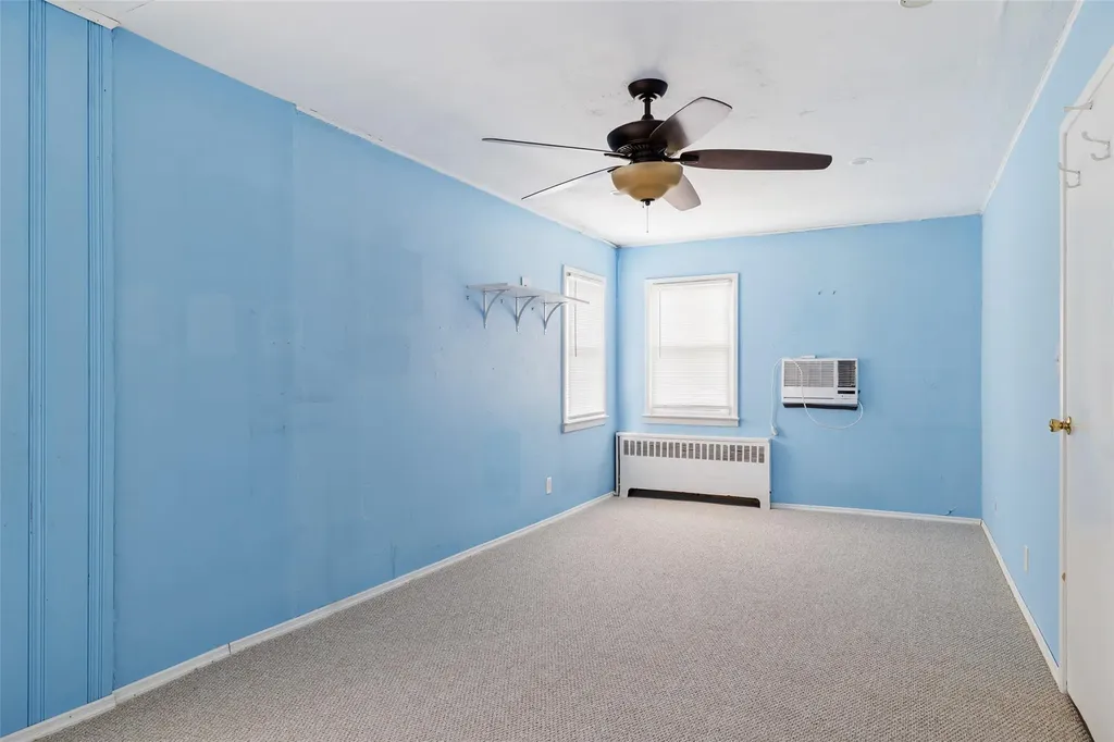 7 Gainsboro Lane Syosset NY 11791