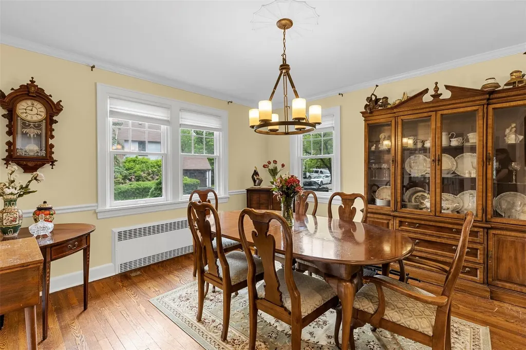 19 Glenorchy Place New Rochelle NY 10804
