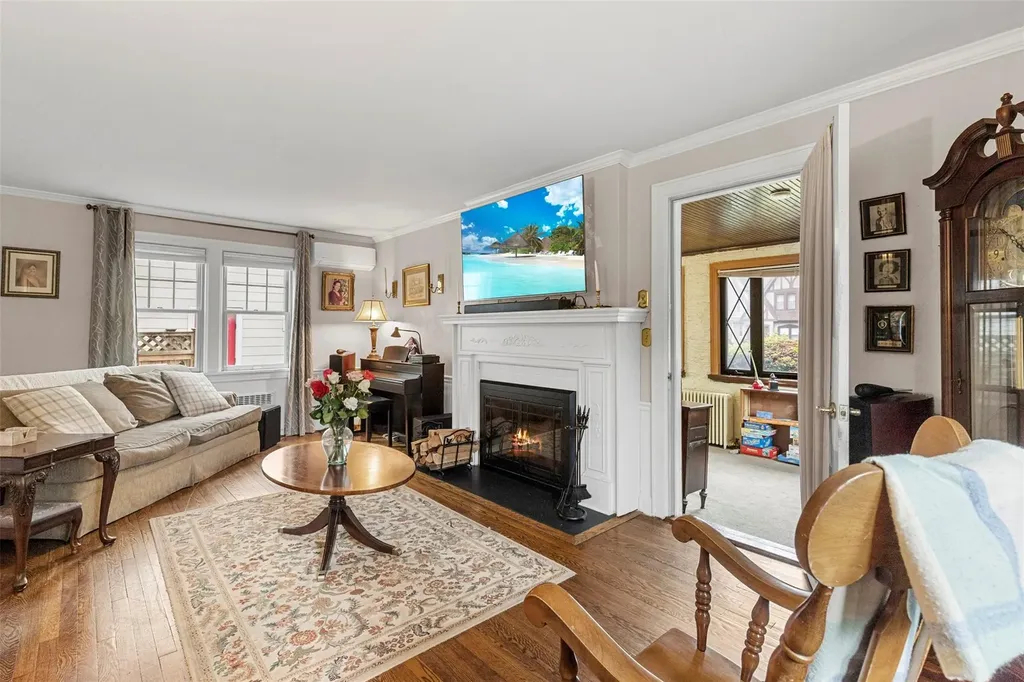 19 Glenorchy Place New Rochelle NY 10804