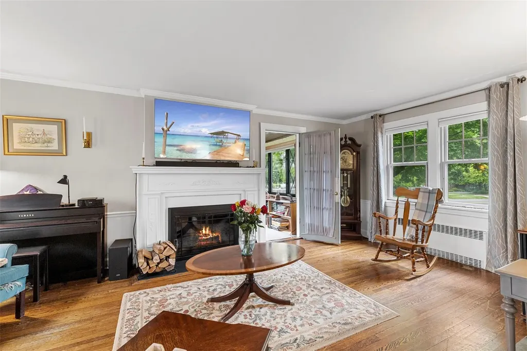 19 Glenorchy Place New Rochelle NY 10804
