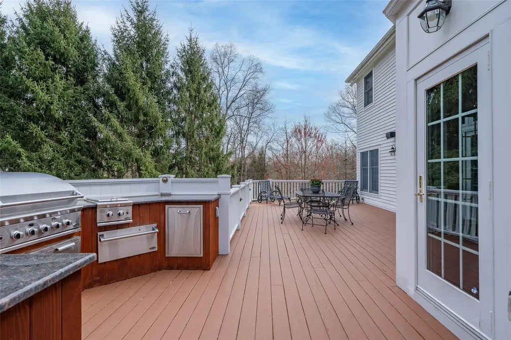 8 Turtleback Way Chappaqua NY 10514
