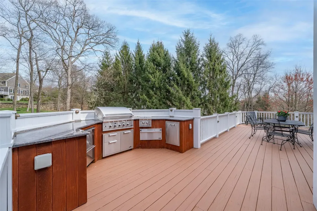 8 Turtleback Way Chappaqua NY 10514