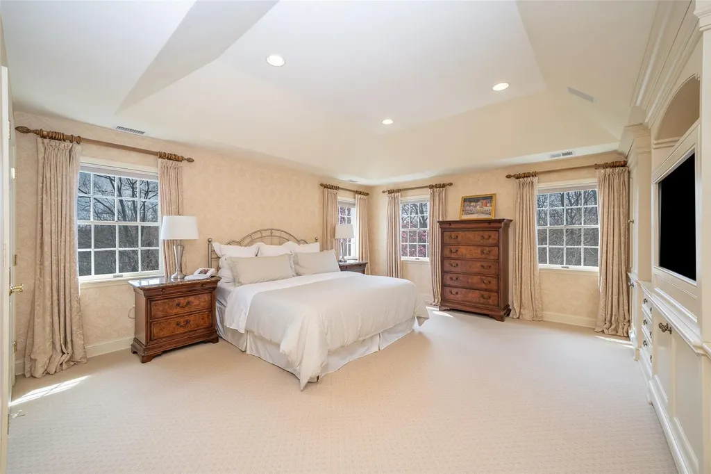 8 Turtleback Way Chappaqua NY 10514