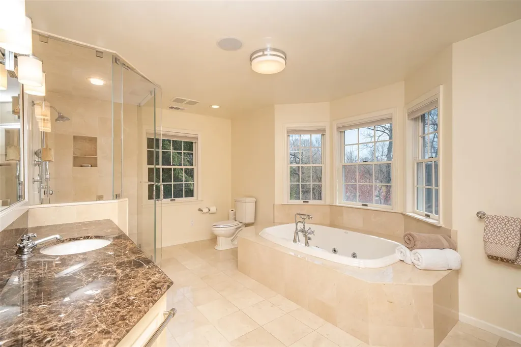 8 Turtleback Way Chappaqua NY 10514
