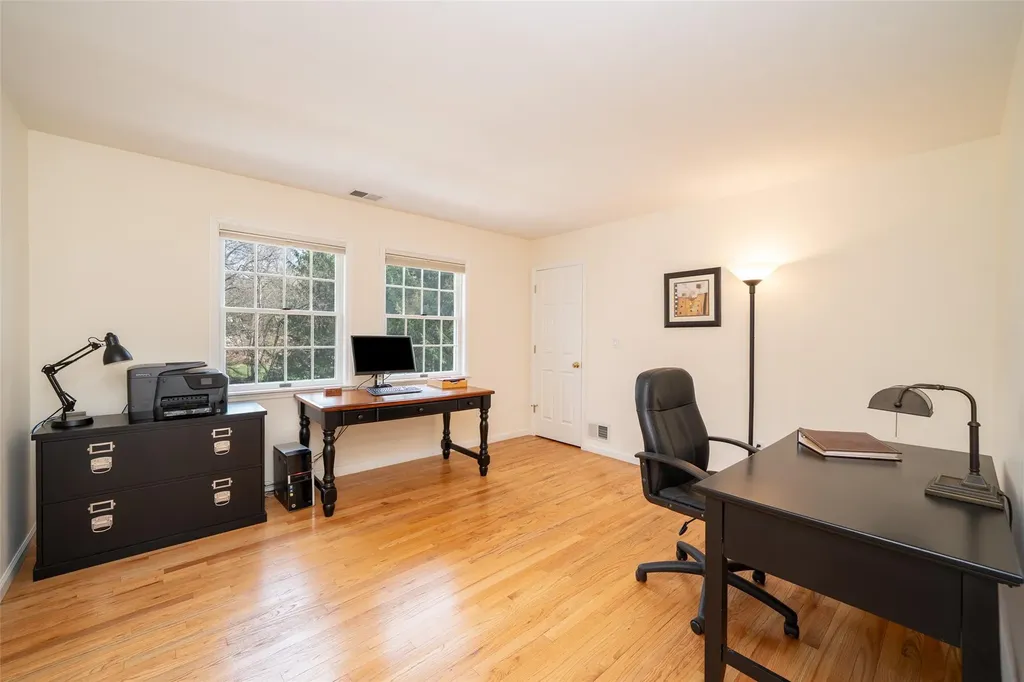 8 Turtleback Way Chappaqua NY 10514