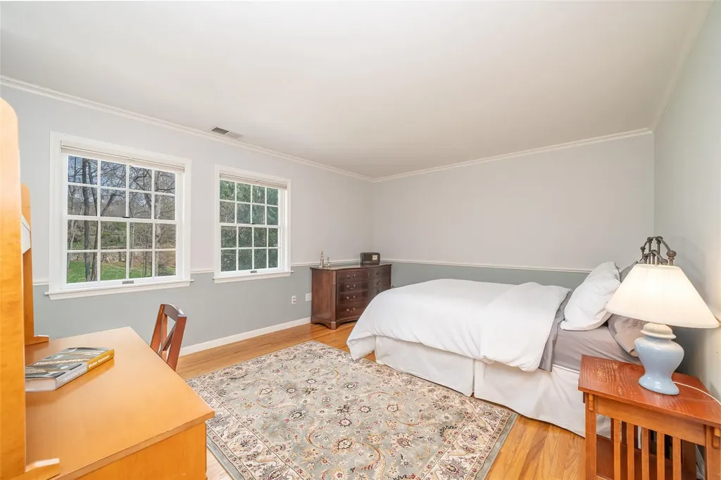 8 Turtleback Way Chappaqua NY 10514