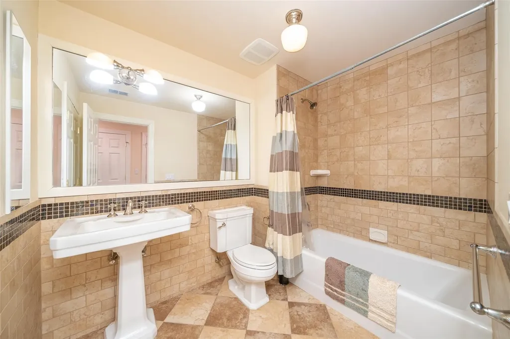 8 Turtleback Way Chappaqua NY 10514