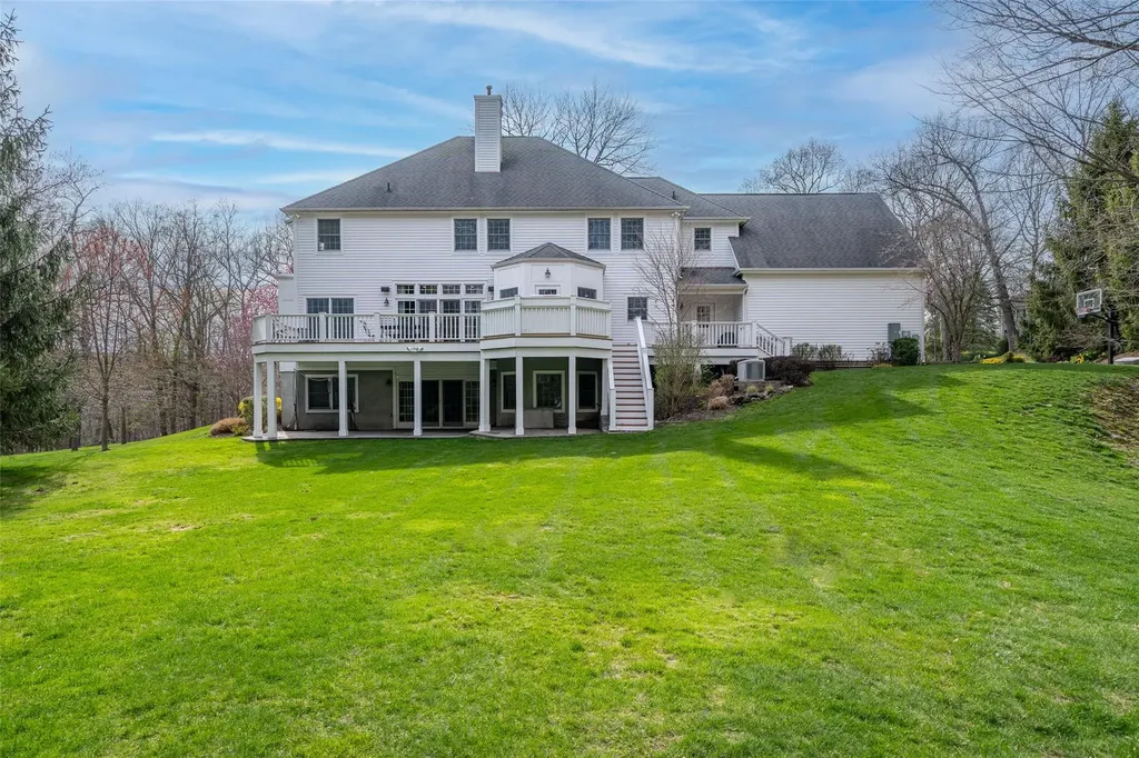 8 Turtleback Way Chappaqua NY 10514