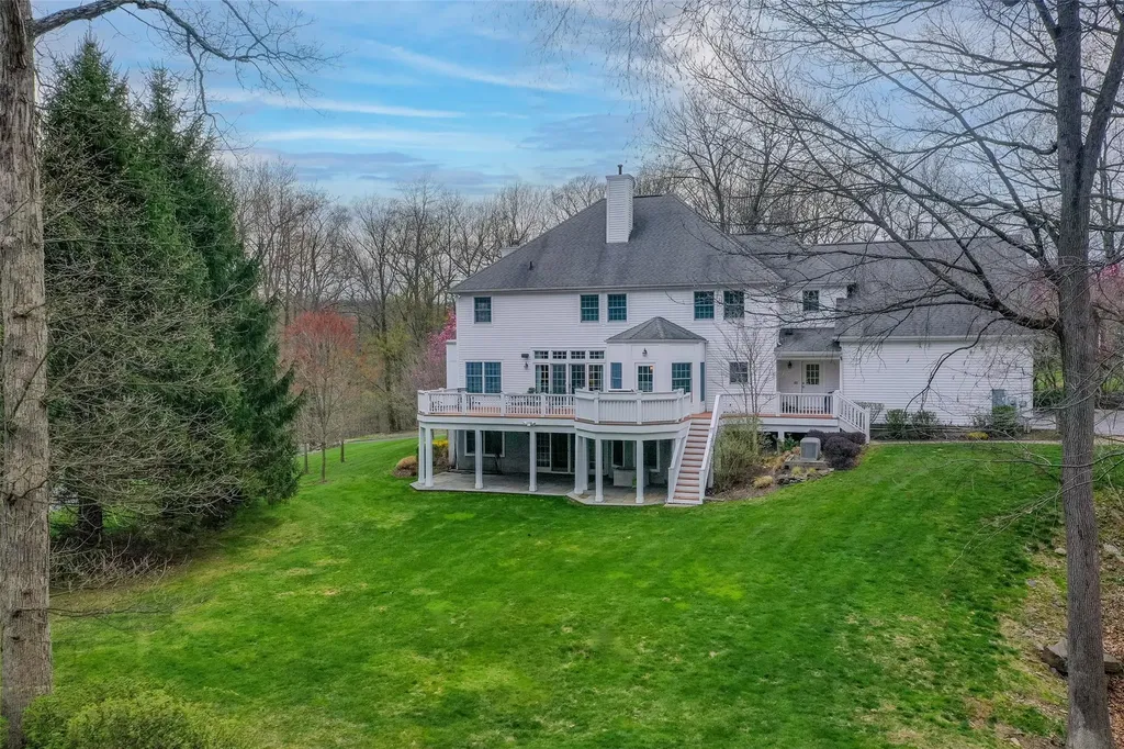 8 Turtleback Way Chappaqua NY 10514