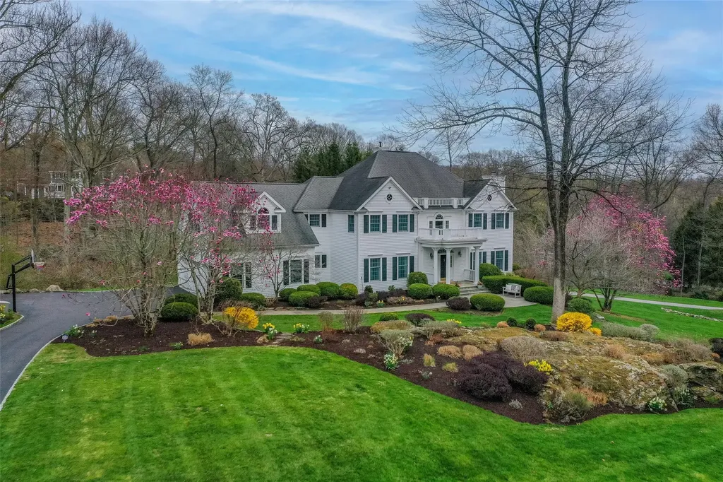 8 Turtleback Way Chappaqua NY 10514