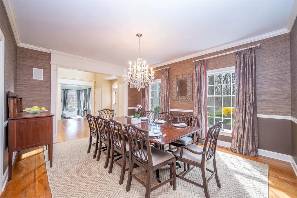8 Turtleback Way Chappaqua NY 10514