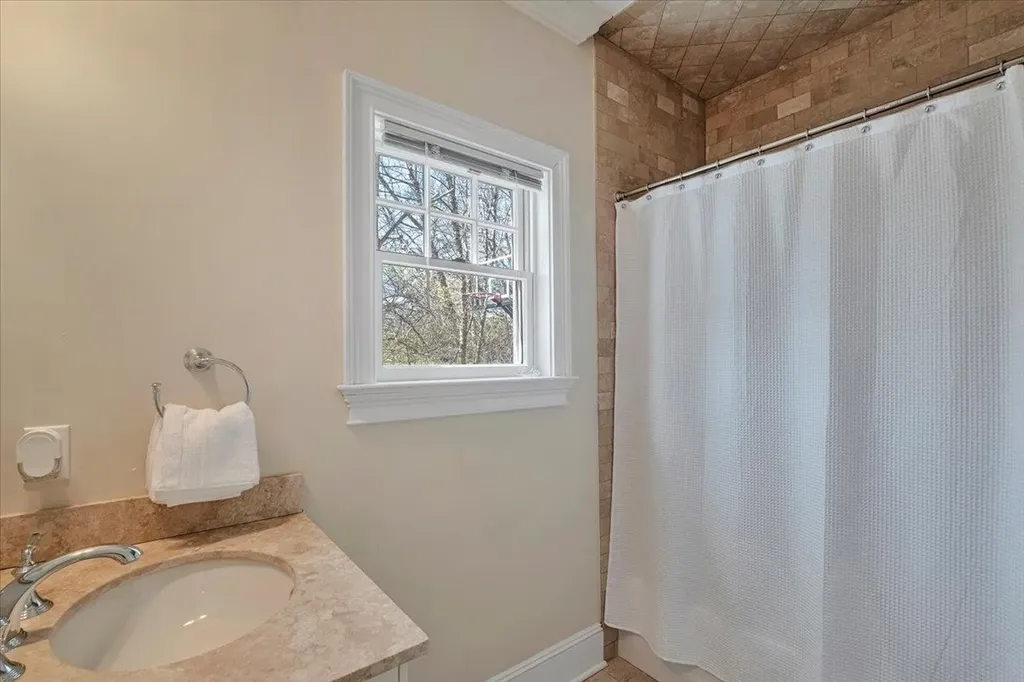 5 Fairway Drive Mamaroneck NY 10543