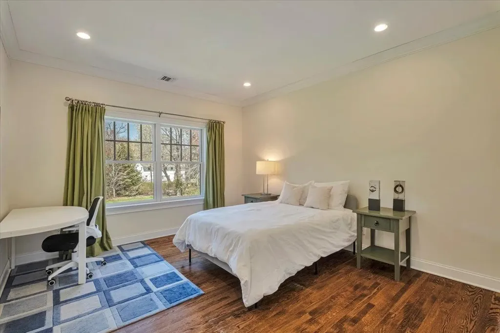 5 Fairway Drive Mamaroneck NY 10543