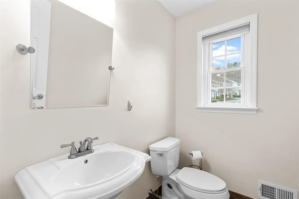 77 Locust Ridge Cross River NY 10518