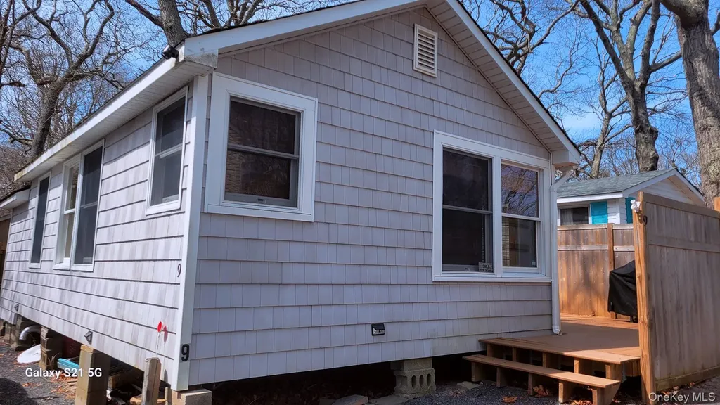 9 Whalers Path Baiting Hollow NY 11933