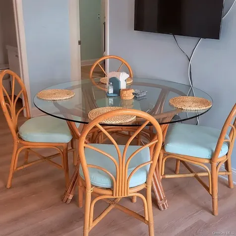 9 Whalers Path Baiting Hollow NY 11933