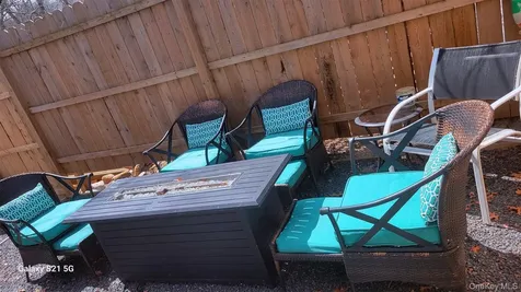 9 Whalers Path Baiting Hollow NY 11933