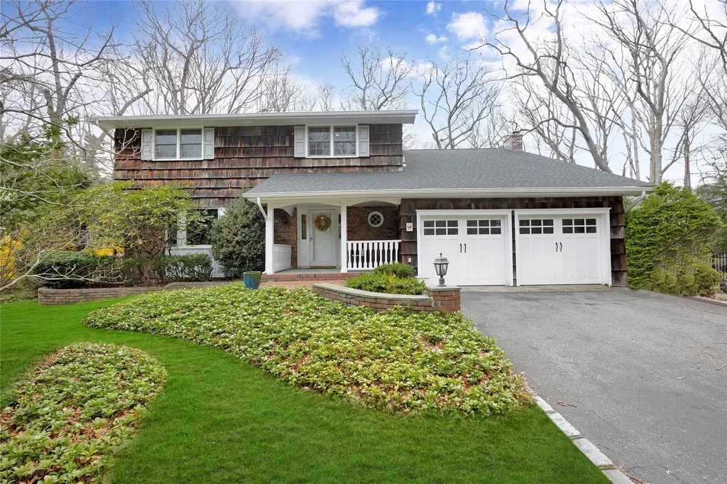 2 Windmill Court Smithtown NY 11787