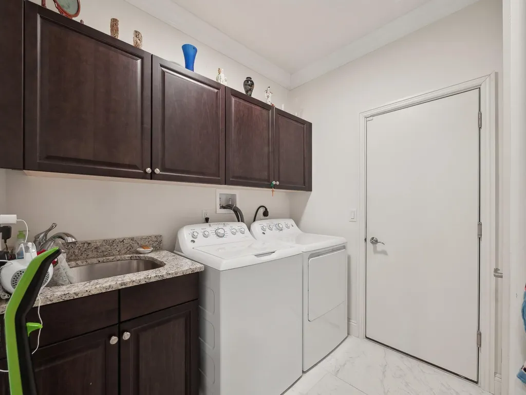 5 Hamlet Woods Drive Saint James NY 11780