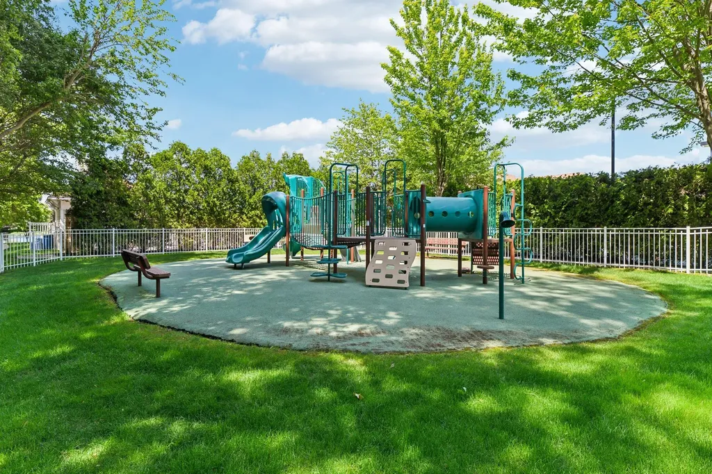 5 Hamlet Woods Drive Saint James NY 11780