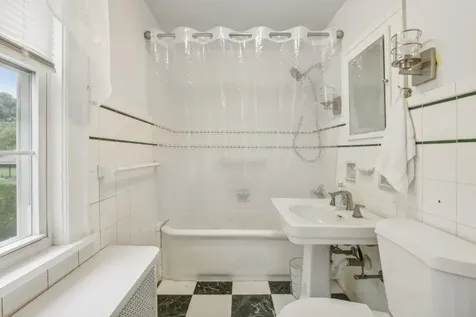 22 Clark Street Pleasantville NY 10570